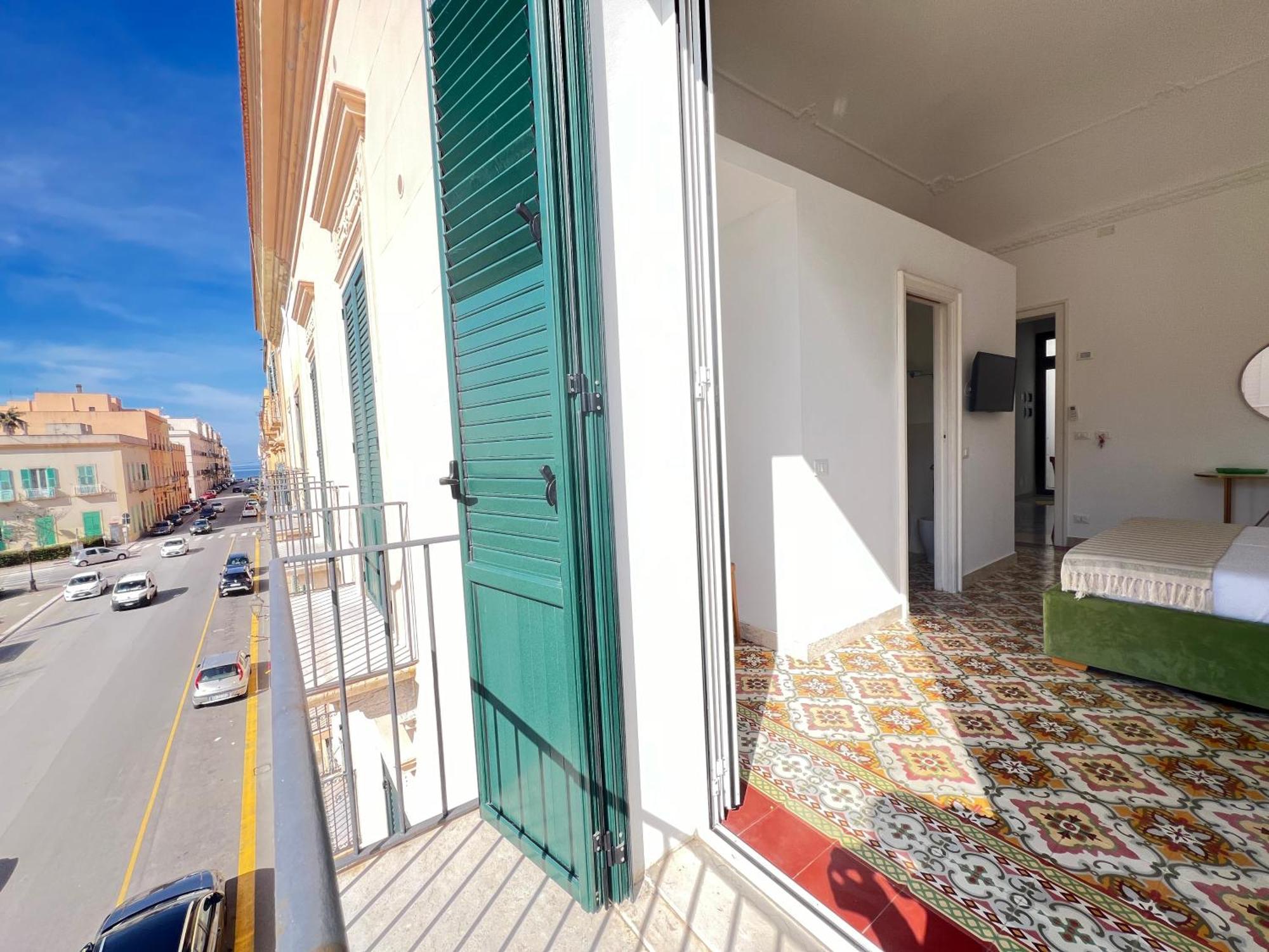 Capitano Apartments - Trapani City Centre Luaran gambar